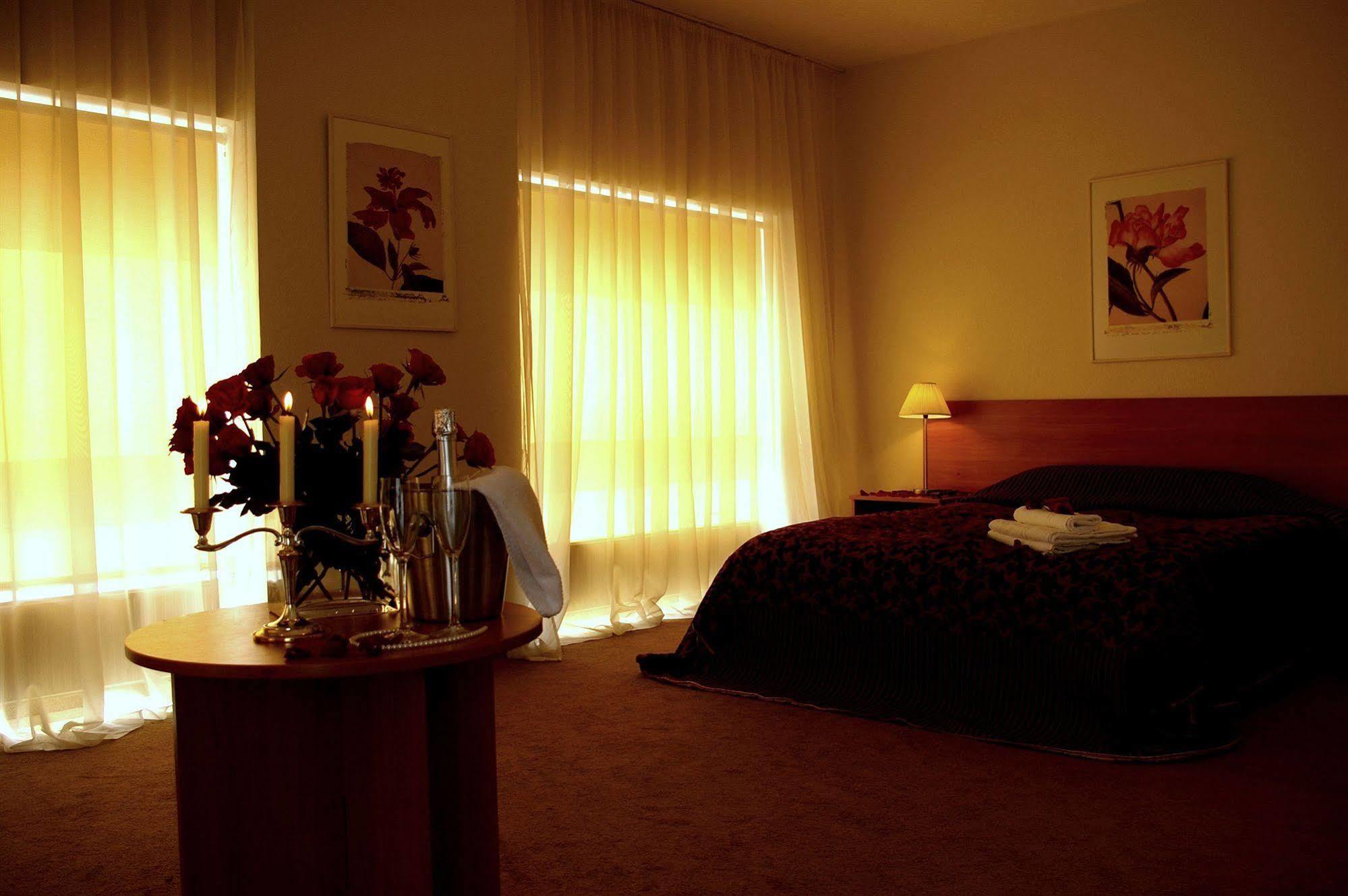 Centre Hotel Kaunas Extérieur photo